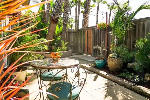 Front patio with a soothing water fountain.