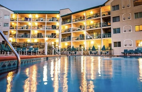 Indoor pool, outdoor pool