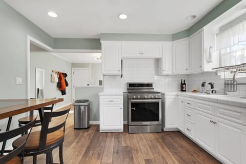 kitchen with dinning table