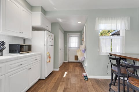 kitchen looking towards laundry
