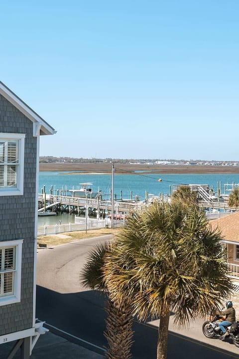 Beach/ocean view