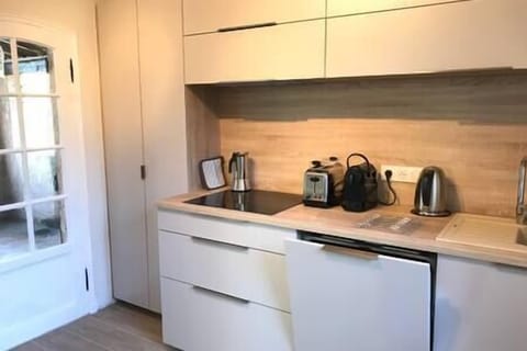 E0b17606 75d0 4e3c b372 2033498c85d8