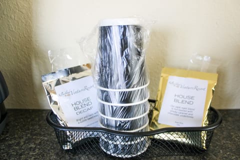 95c30443-6e7f-4aca-8dee-d28981cf38ae