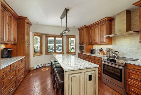 Indoors, Kitchen, Microwave, Oven, Hardwood