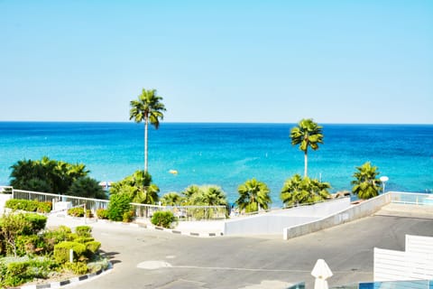 Beach/ocean view