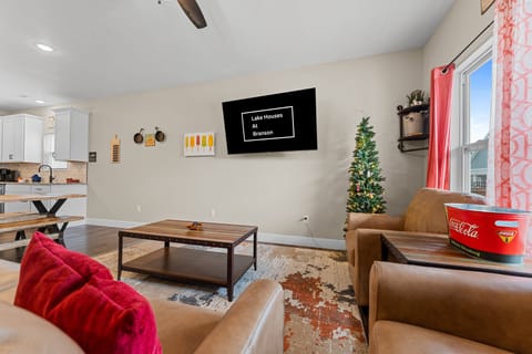 Holiday decorations may vary from year to year and are usually displayed from early November to mid-January