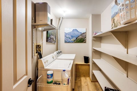 Laundry Room | Lower Level | Washer & Dryer