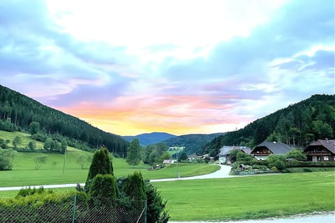 Surroundings [summer] (1-5 km)