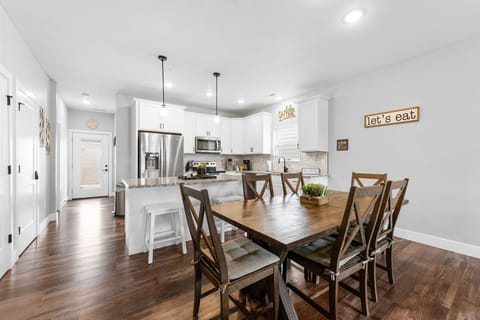 Full Kitchen & Patio Access