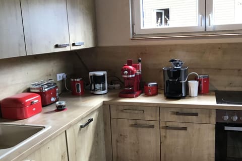 Oven, stovetop, dishwasher, coffee/tea maker