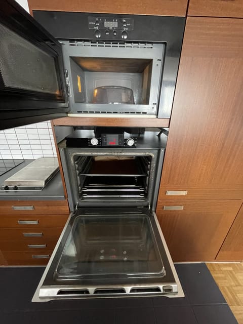 Fridge, microwave, oven, cookware/dishes/utensils