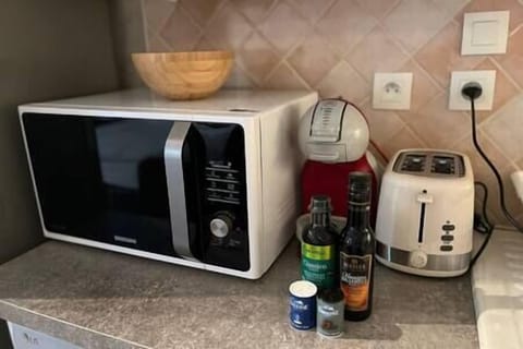 9e8f4fd5 4b13 4409 91c7 ad67b46b1c59