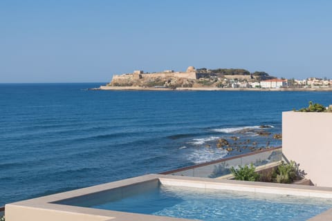 Views to Rethymno Fortezza from your plunge pool.