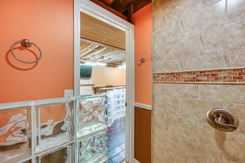 Shower Room | Towels Provided | Lower Level