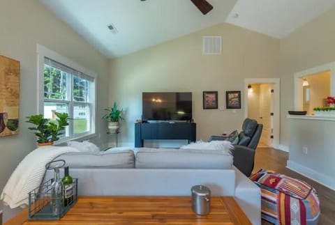Large living room with cathedral ceilings