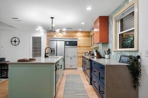 472ea499-d194-4c11-9edf-3353665272db