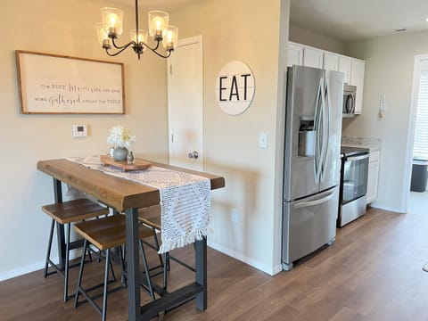 Gather around the table and create unforgettable memories as you start your day with a hearty breakfast made in your full kitchen or wind down and share stories over dinner - because good food and great company make for the best moments.