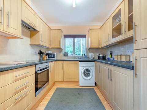 Kitchen | Ffynnon Ni - Barbrook Holidays, Martleytwy, near Narberth