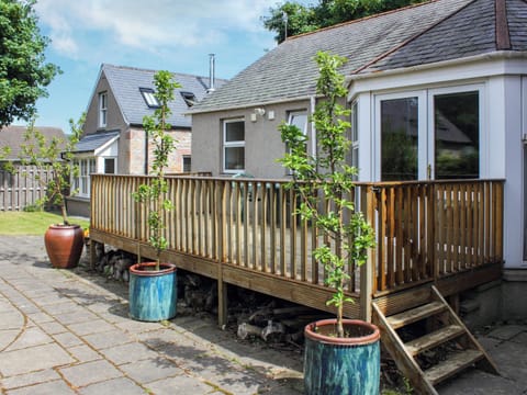 Exterior | Pine Tree Cottage - Bonn Na Coille Cottages, Ballater