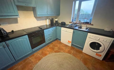 Kitchen Space Seacliff Holiday Home No.3 Dunmore East