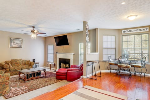 Dining Area | 1st Floor | Dining Table | Dishware/Flatware