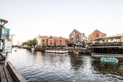 098a986a 7a53 4eaf 91dc c5e0afb80474