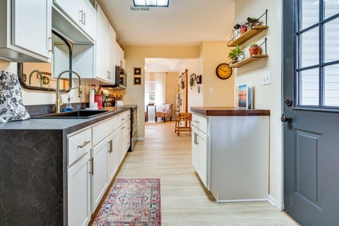 Kitchen | Tea Kettle | Cooking Basics | Dishware & Flatware Provided