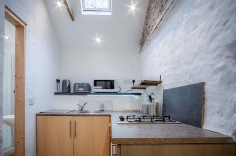 The Anchor Light - 1 Bed - Freshwest Beach Retreat (23335)