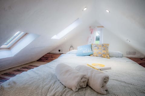 The Anchor Light - 1 Bed - Freshwest Beach Retreat (23324)