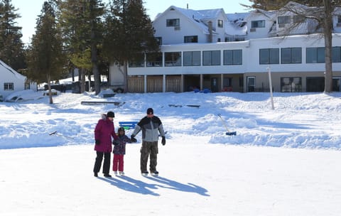 Snow and ski sports