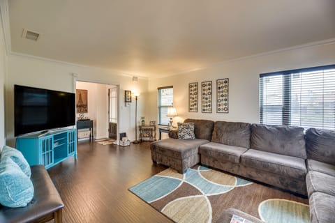 Los Angeles Vacation Rental | 3BR | 1BA | 4 Steps to Enter | 1,200 Sq Ft