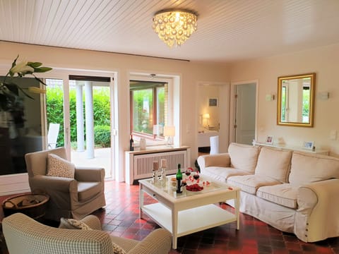 bright, cozy living area