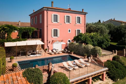 Amenities, Building Exterior, Main Entrance, Pool, Spring, Summer, Wellness