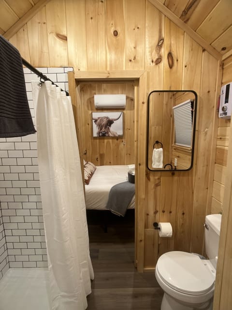 Tiny201120Bathroom202