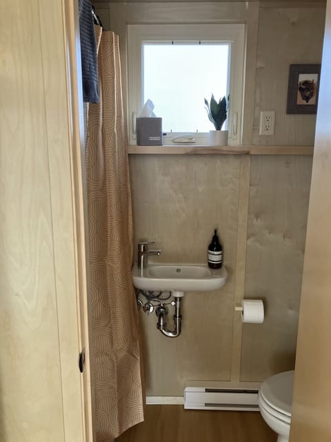 Lori20Ruiz20Bathroom