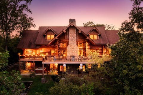 This grand lodge offers a sprawling 7200 sqft