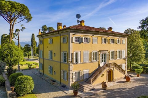 Activities, Amenities, Balcony / Terrace / Patio, Building Exterior, Pool, Spring, Summer