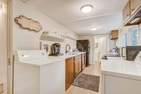 Whip Up Your Favorite Meals in Our Well-Equipped Kitchen. Revel in Cooking Amidst a Wonderful Ambiance, Crafting the Perfect Dish for Your Loved Ones.