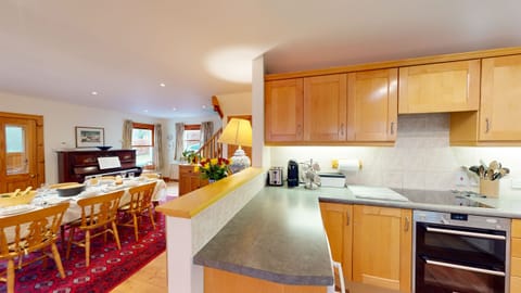 The well equipped kitchen and dining space