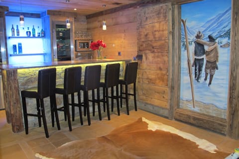 Ground floor bar and entertainment space. Next to jacuzzi room.