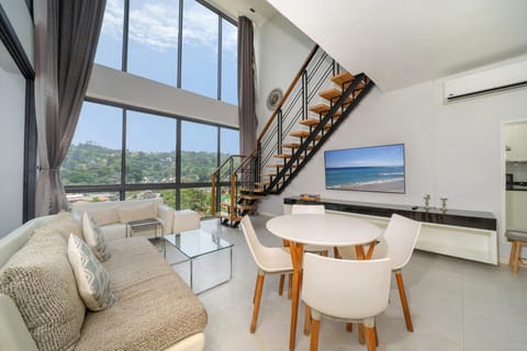 Panoramic views in Kamala duplex apartment (14211)