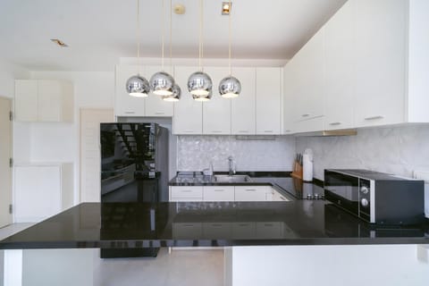 Panoramic views in Kamala duplex apartment (14196)