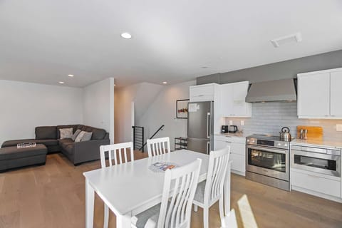 Building Lobby &amp; Kitchen