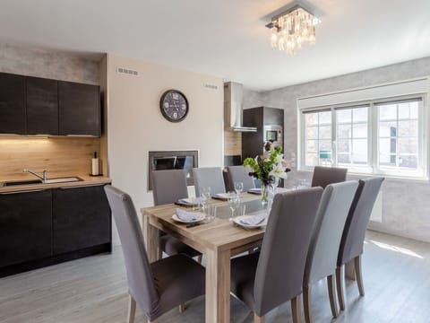 Furniture, Table, Property, Window, Chair, Wood, Lighting, Interior Design, Cabinetry, Floor