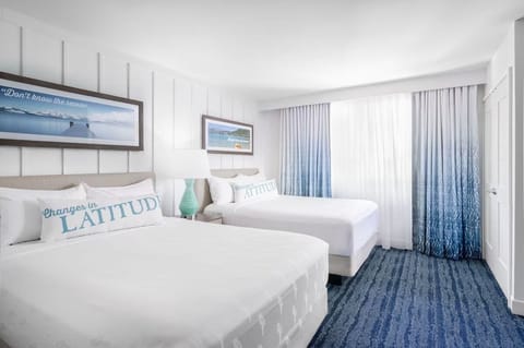 Unit with 2 Queen beds. Exact unit will be assigned upon arrival. Views, colors, and decor may vary.