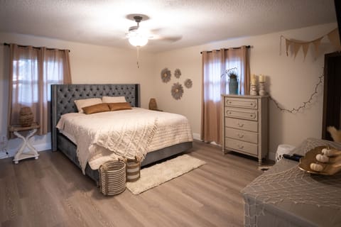 4 bedrooms, iron/ironing board, travel crib, WiFi