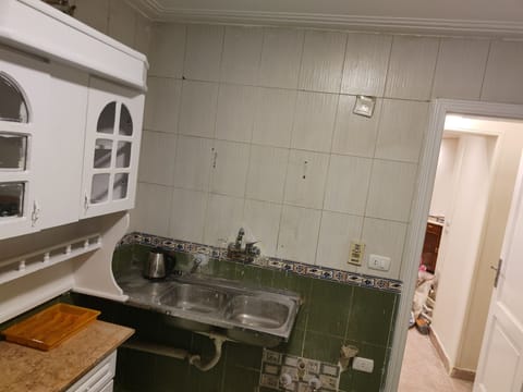 Microwave, oven, stovetop