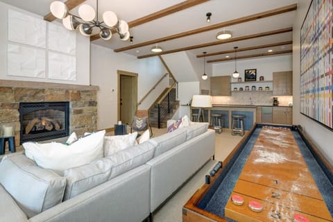 Home Decor, Indoors, Furniture, Living Room, Fireplace