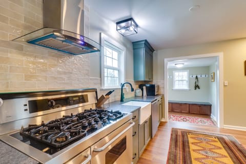 Kitchen | Central Air Conditioning | Single-Story Home