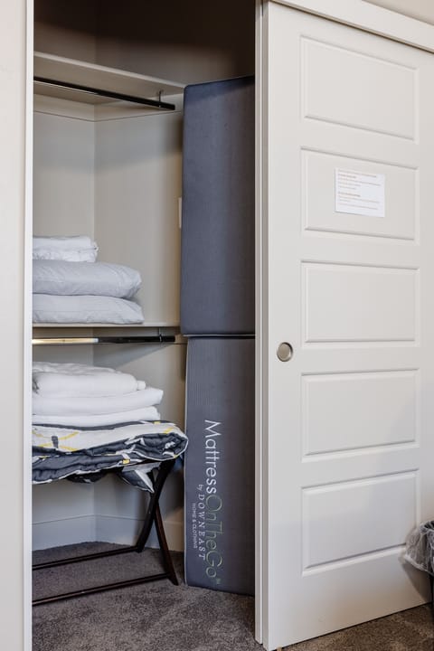 Bedding for Futon and Portable Foam Beds